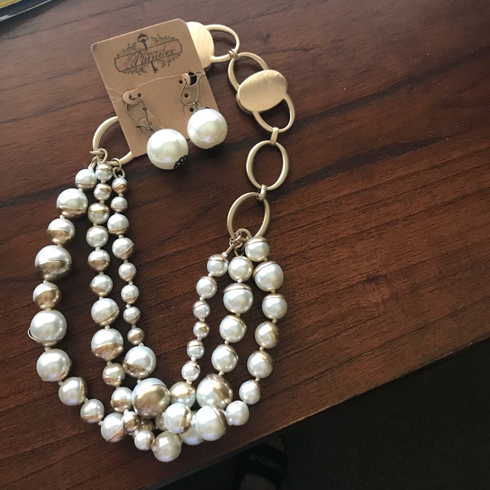 Plunder necklace & earring set